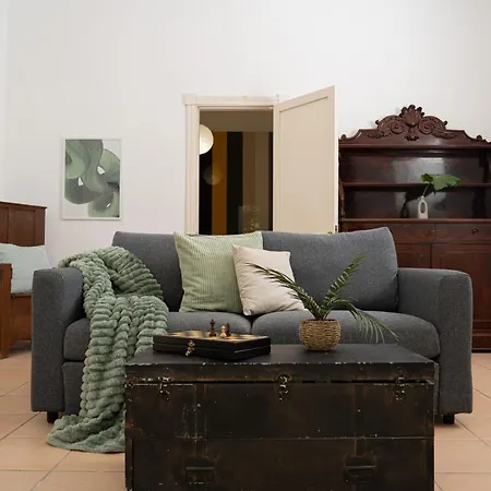 Casa Delle Camelie Apartment