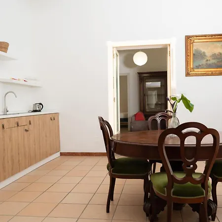 Casa Delle Camelie Neapel